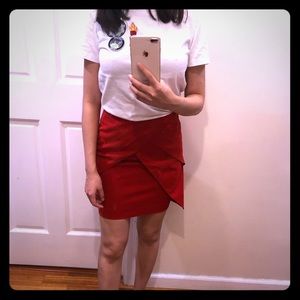 HM red a line skirt size 4, never wear